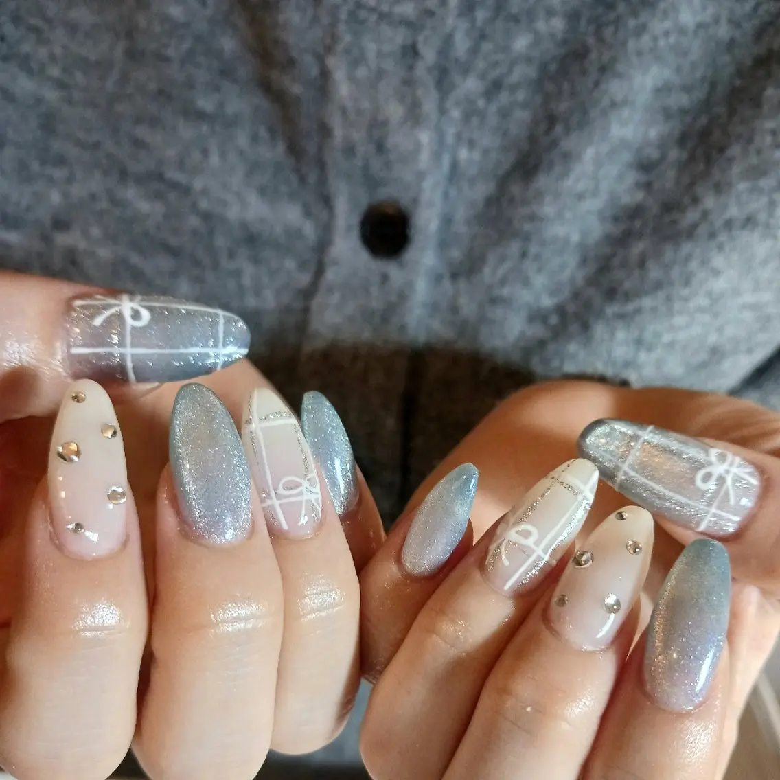 ネイル ブルー 水色 マグネットネイル 持ち込み リボン ハンドネイル owlnail /持込みデザイン専門のネイルデザイン