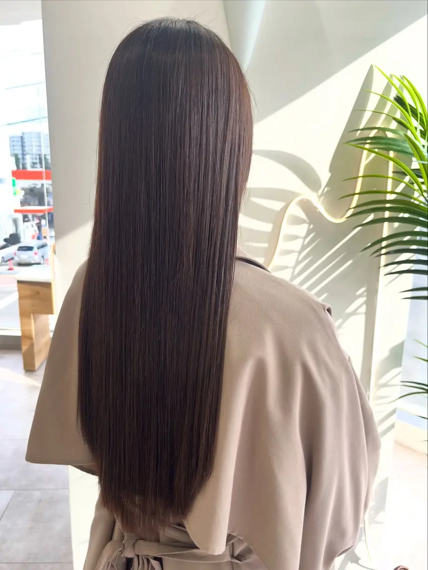 ロング 切りっぱなしボブ ボブ レイヤーカット 縮毛矯正 cana 札幌レイヤースタイルのヘアスタイル