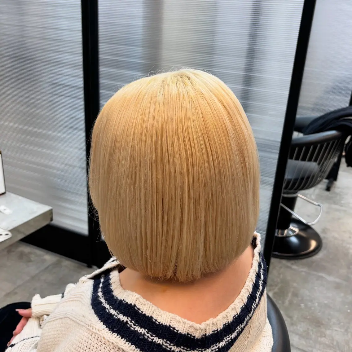 ミディアム カラー ブリーチ 抜きっぱなしブロンド 🌷艶感カラー🌷 富施　優花のヘアスタイル