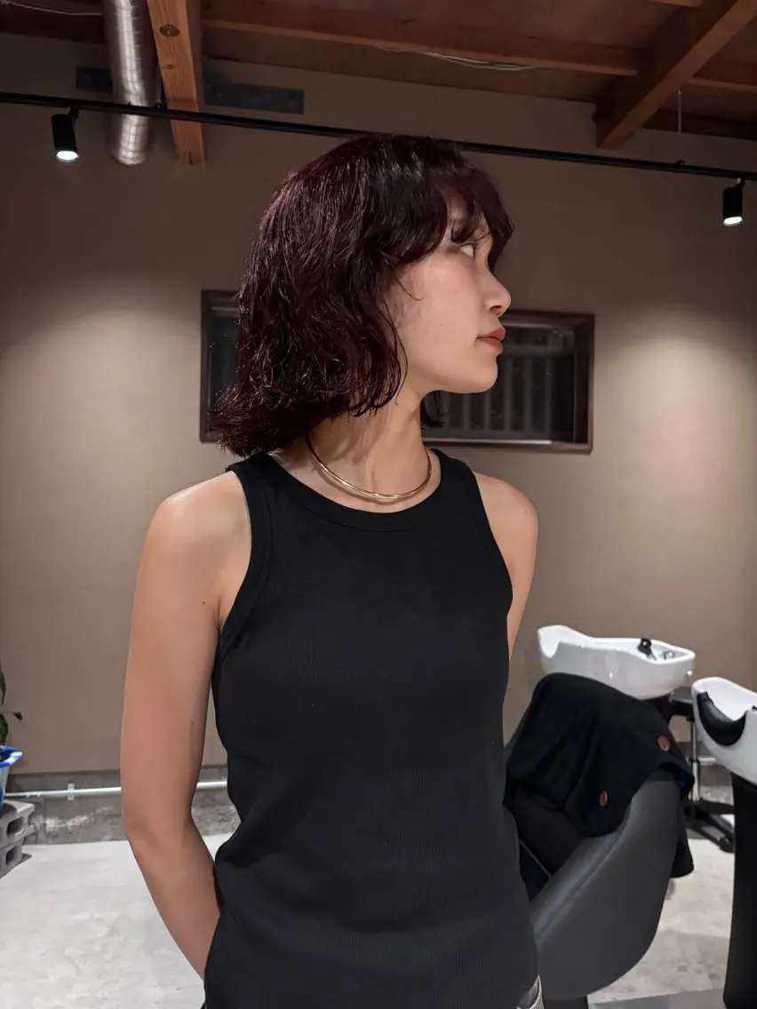 カラー ブリーチ ブリーチなしカラー レッドカラー ヘアカラー トリートメント 中津/透明感カラー 上村 菜緒のヘアスタイル