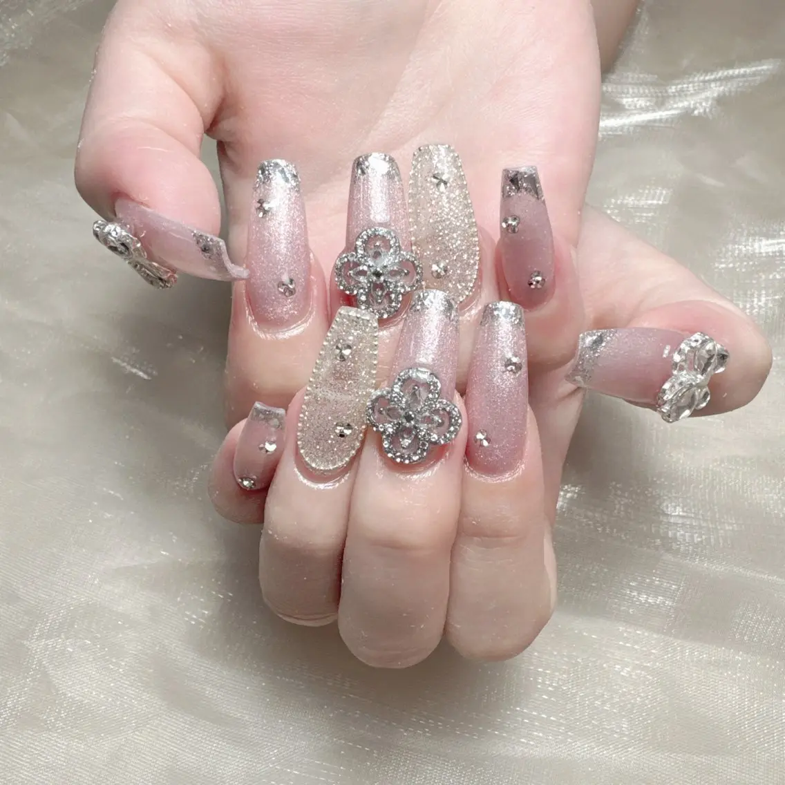 ネイル ハンドネイル ハンドケア ShioriNail (旧:L.nail)のネイルデザイン