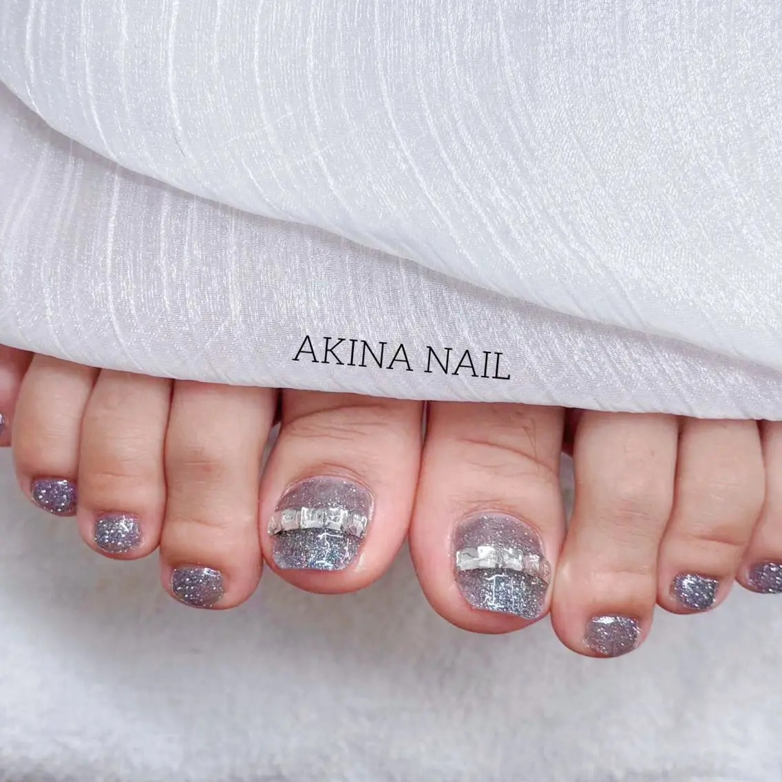 ミディアム フットネイル Akina Nail 亀戸のネイルデザイン