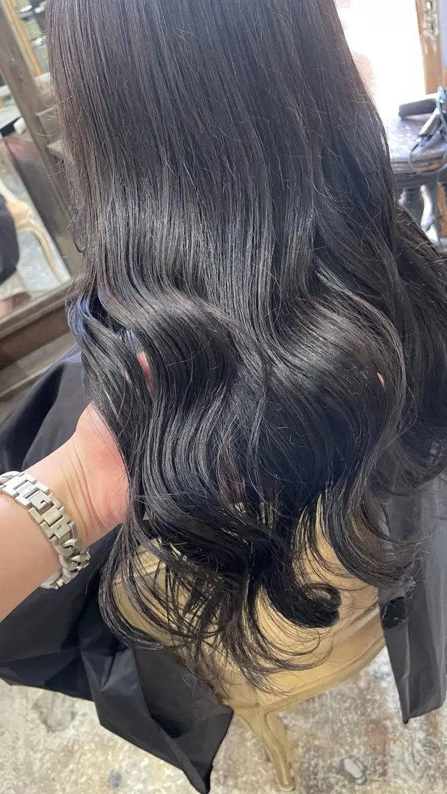 ロング 💍モテる艶髪 透明感カラー💖のヘアスタイル