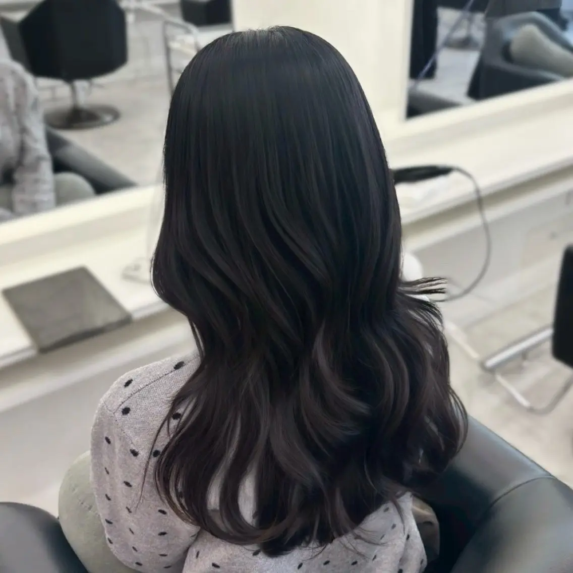 ロング カラー ブリーチ ヘアカラー Parve Mix 森 美遥🩶のヘアスタイル