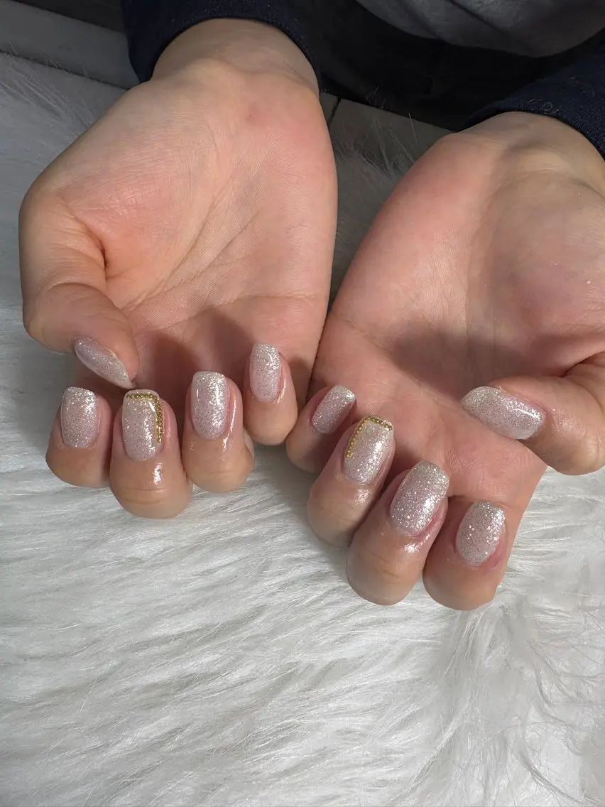 ネイル ハンドネイル LAVISH manaのネイルデザイン
