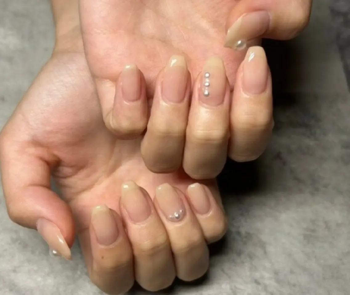 ネイル ストーンネイル ハンドネイル JULIE NAILのネイルデザイン