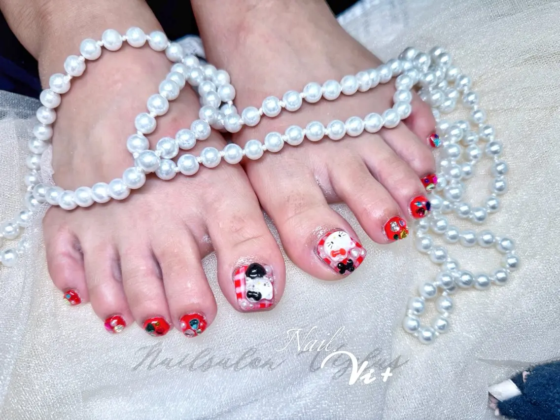 ネイル フットネイル ✨Nailsalon Vi+✨のネイルデザイン