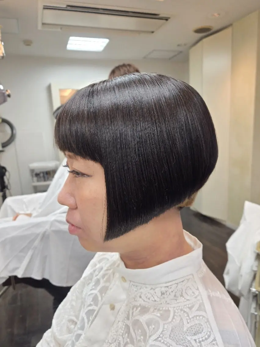 ショート ボブ カット トリートメント 遠藤 史秋のヘアスタイル