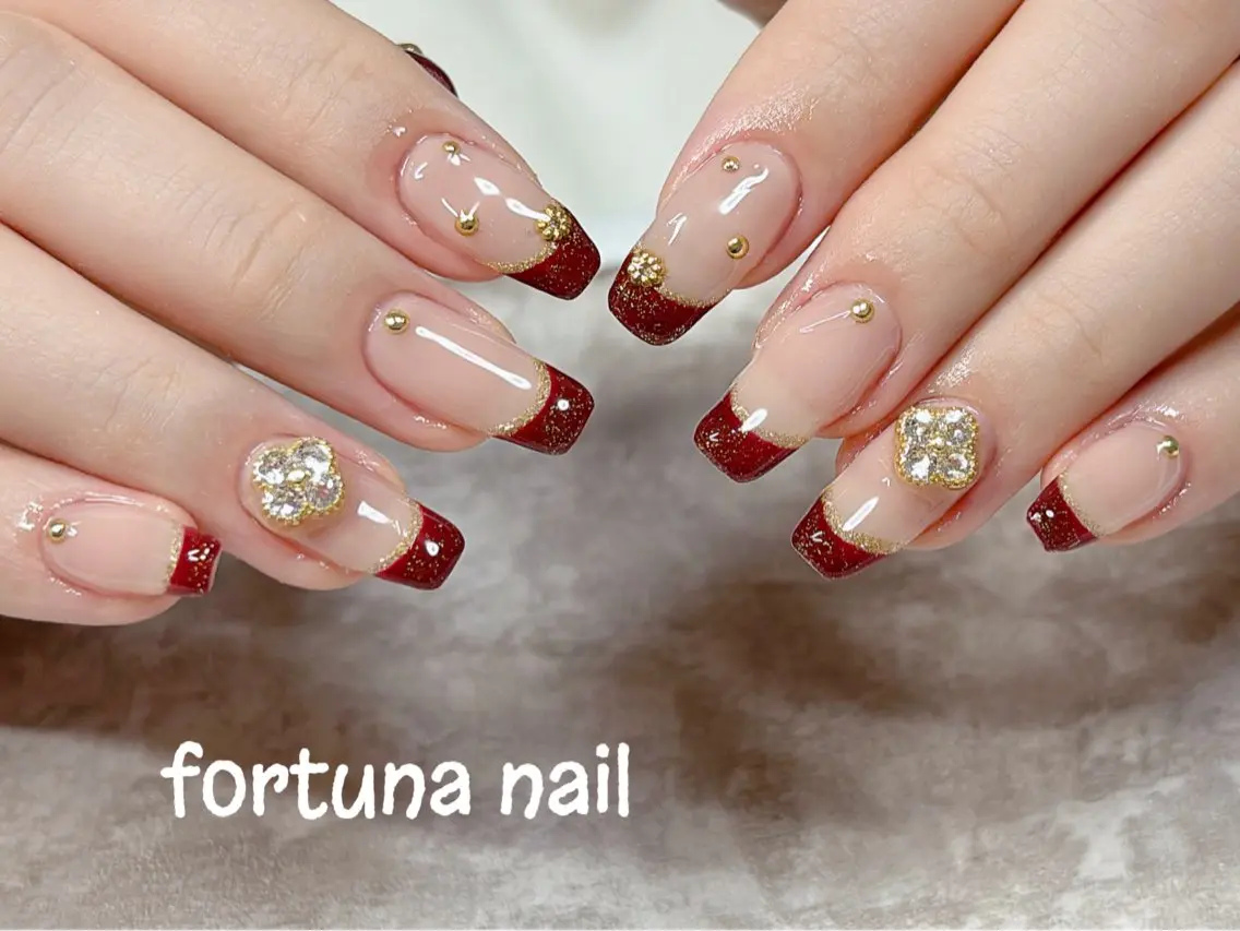 ネイル Nail •Head スパFortunaのネイルデザイン