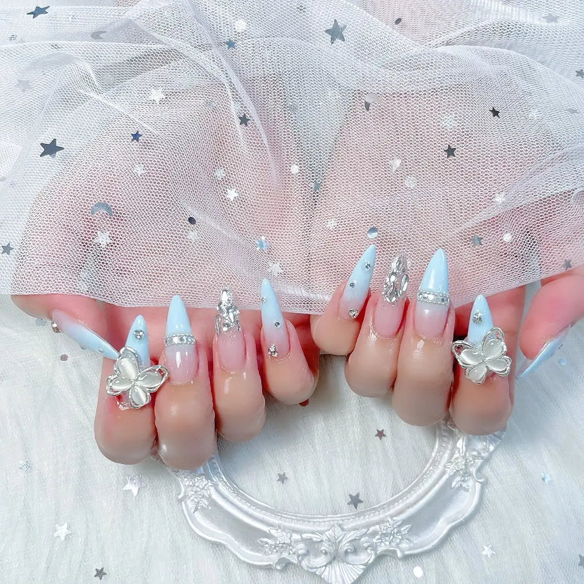 ネイル HIN NAILのネイルデザイン