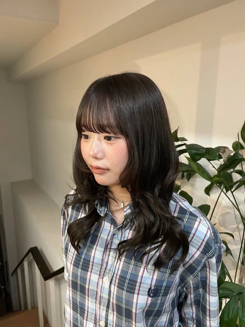 ロング カラー ベージュカラー ブリーチ ブラウンカラー ケアブリーチ 透明感カラー ヒヤジョウ ユウナ／cinqのヘアスタイル