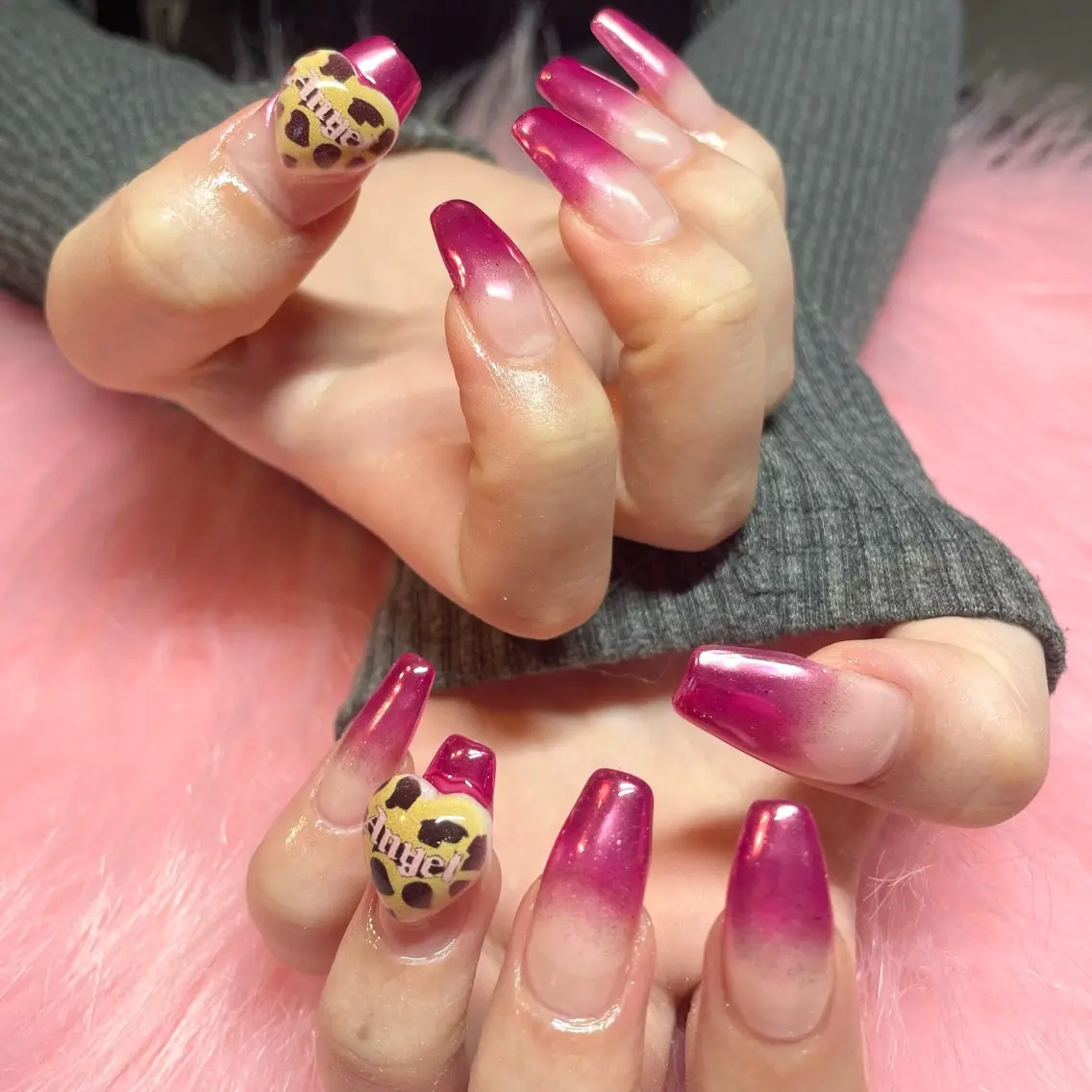 ネイル ミラーネイル ハンドネイル Nail ヌシん家 AKANEのネイルデザイン