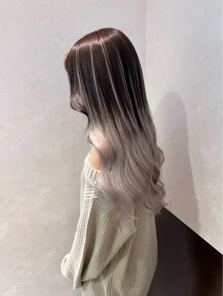 ロング カラー 🖤複雑履歴ブリーチ Mizuki 🖤のヘアスタイル