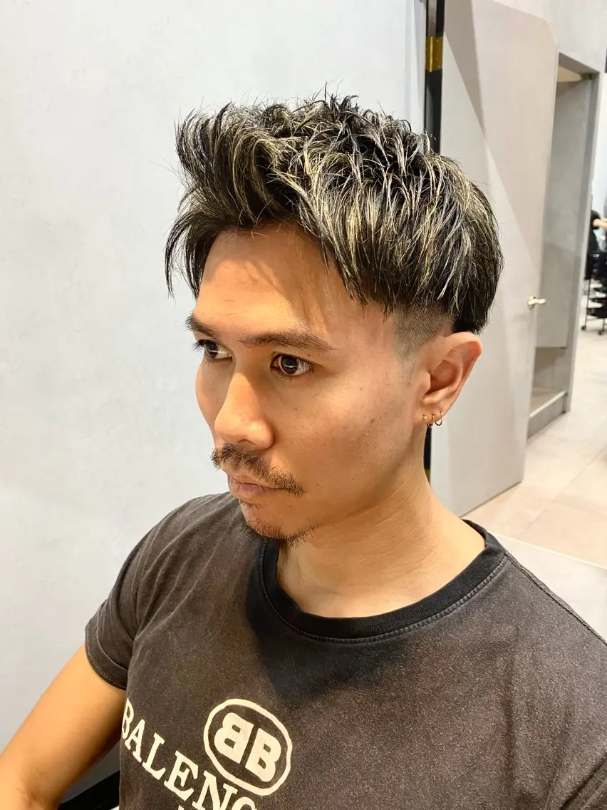 ショート カラー メンズ カット ヘアカラー ✨デザインカラー✨ ✂️kouki✂️のヘアスタイル