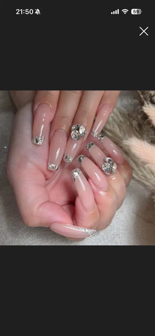 ネイル フレンチネイル ガラスフレンチ キラキラネイル 持ち込み ニュアンスネイル Pooky nailsのネイルデザイン