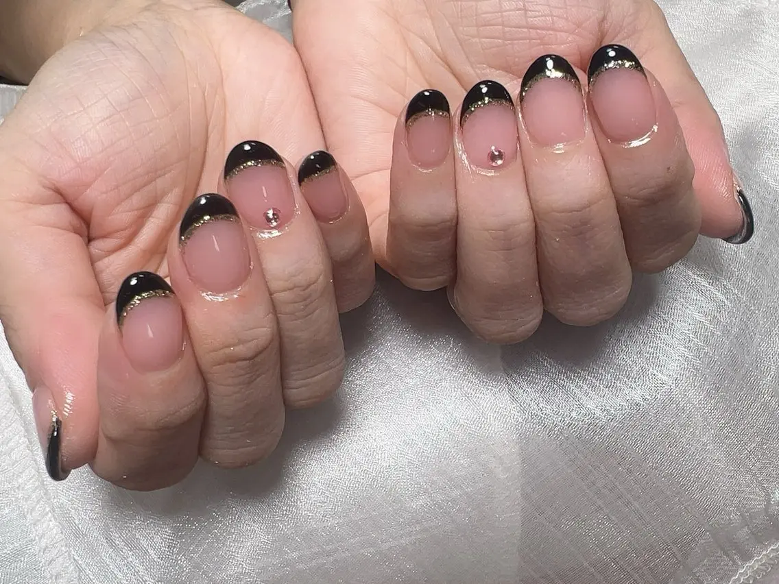 ネイル フレンチネイル ゴールド ハンドネイル Nail NaNaのネイルデザイン