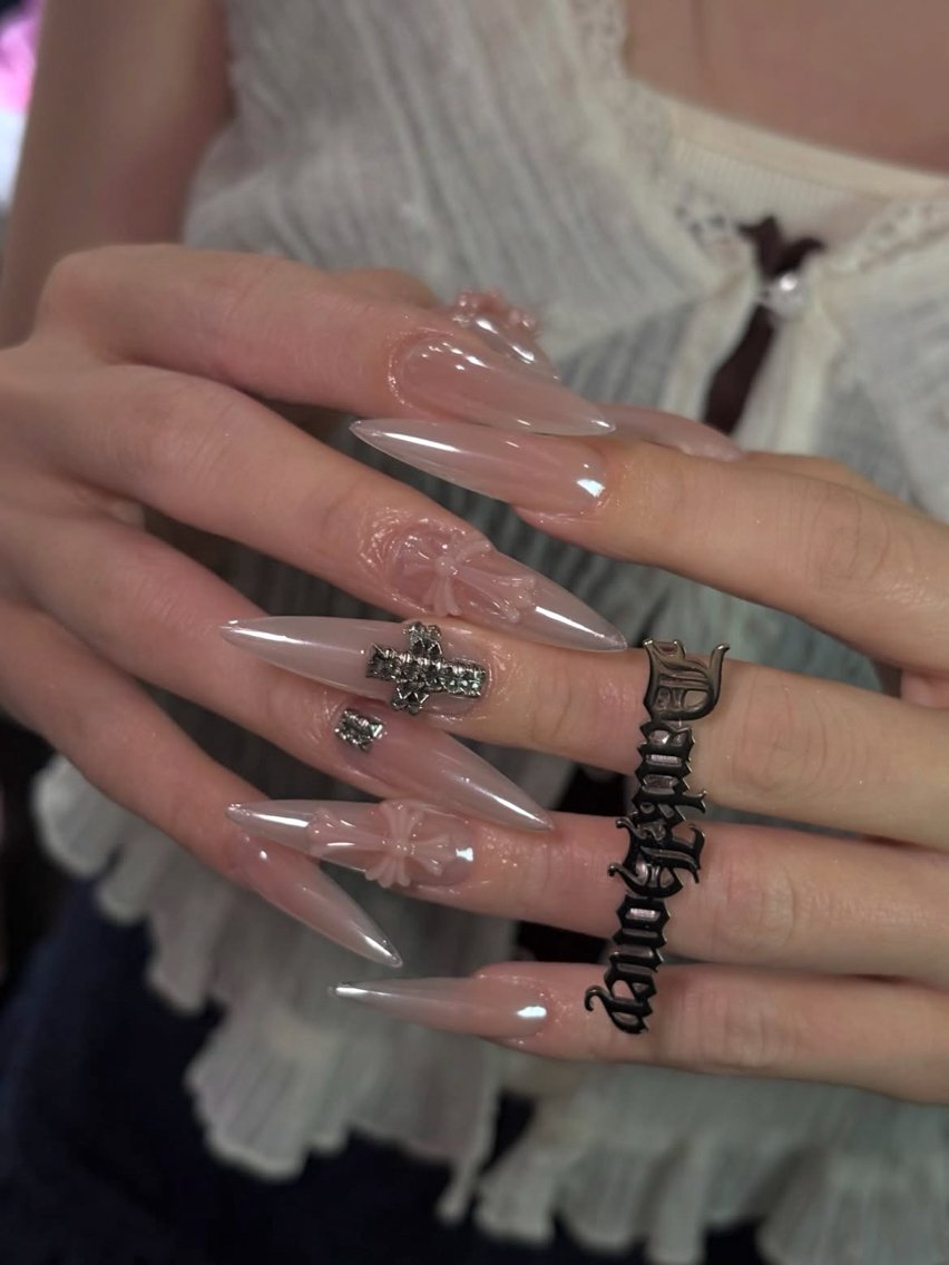 ネイル 長さ出し フレンチネイル グラデーション 韓国ネイル ロングネイル ハンドネイル Josie nail salonのネイルデザイン