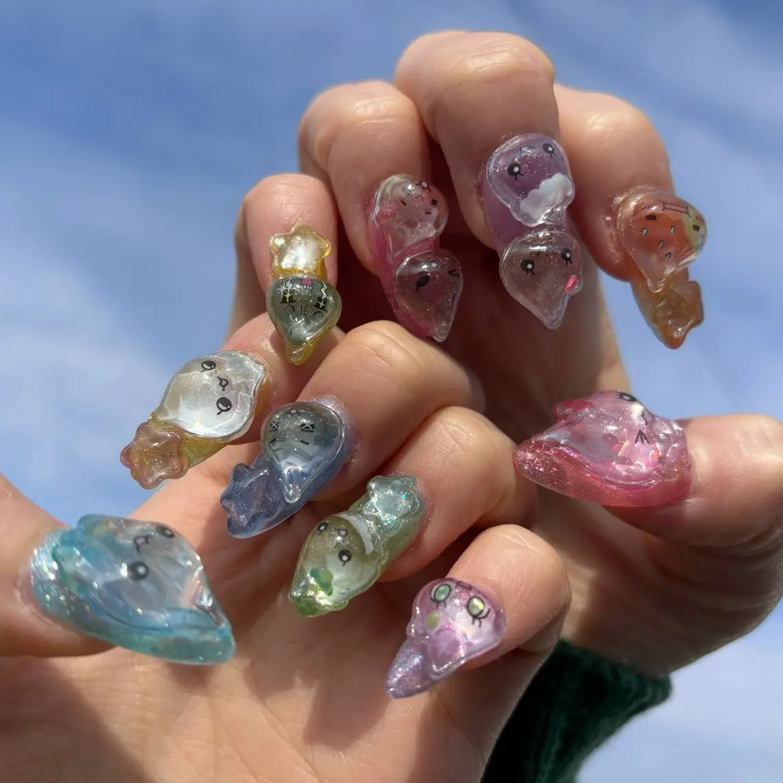 ネイル 持ち込み ミキ 🍀のネイルデザイン