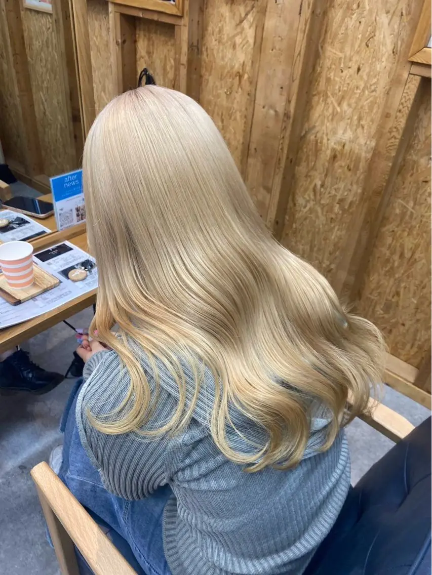 カラー 🎀ブリーチ＆カラー 🎀モデル募集のヘアスタイル