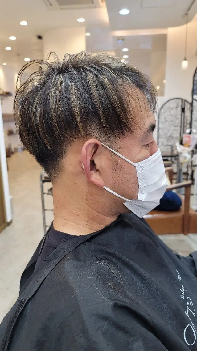 ショート カラー ハイライトカラー ハイライト Men's救世主 店長施術のヘアスタイル
