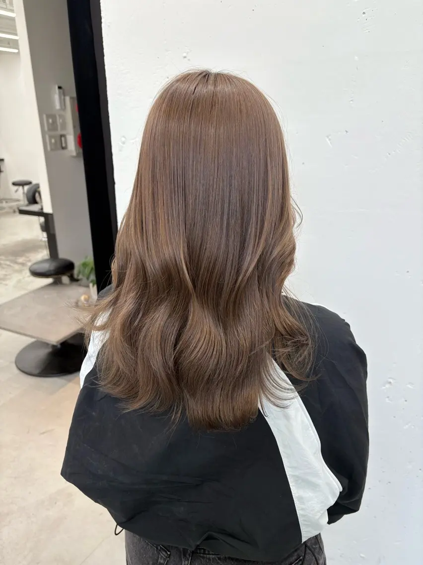 ミディアム カラー 🌟ゆりあ🌟 JILLSTUDIOのヘアスタイル