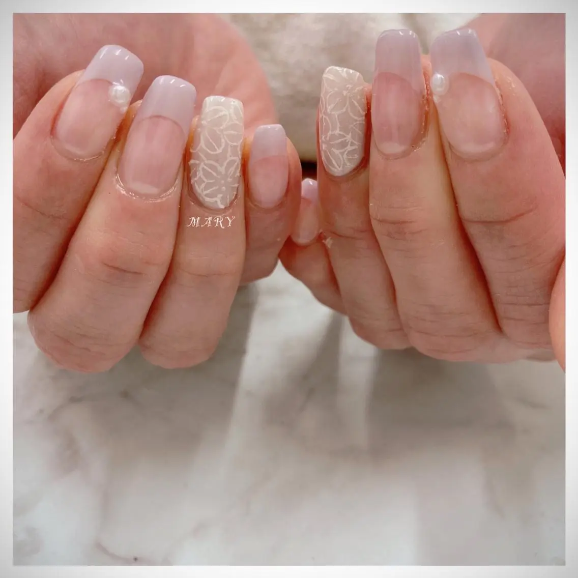 ネイル アートネイル フラワーネイル フレンチネイル ニュアンスネイル 春ネイル ハンドネイル Mary nail .narumiのネイルデザイン
