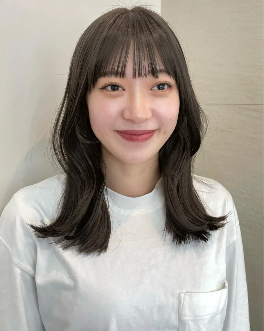 ミディアム カット ヘアカラー トリートメント 似合わせ/ベージュ /レイヤー/りほ🤍のヘアスタイル