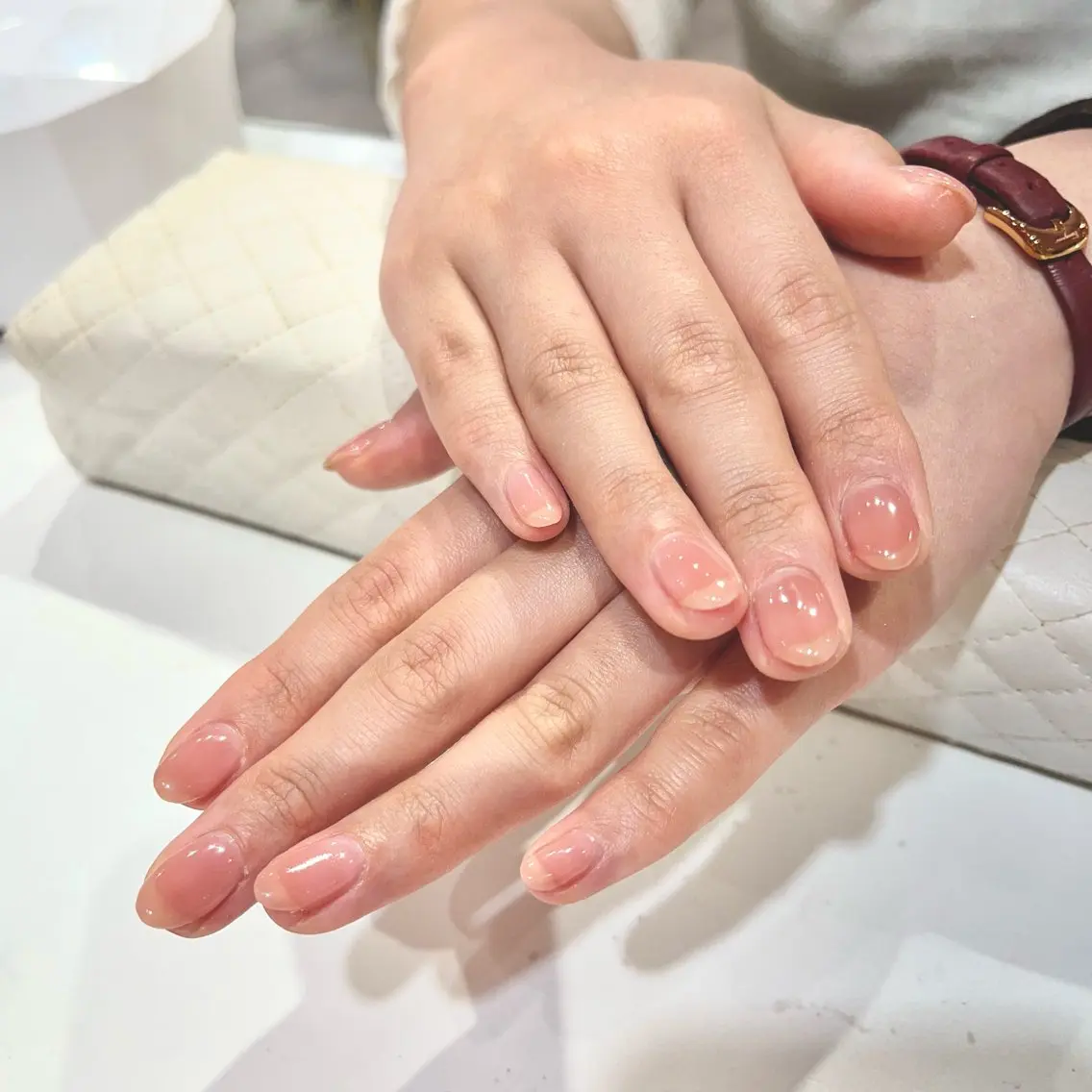 ネイル カジュアル オフィスネイル ワンカラーネイル ピンク SHELL NAIL 🐰ｎｏａ🐶のネイルデザイン