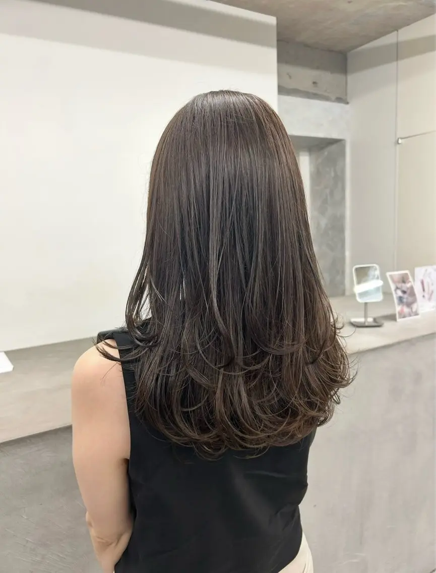 ロング レイヤーカット カネコ ノノカ／髪質改善のヘアスタイル