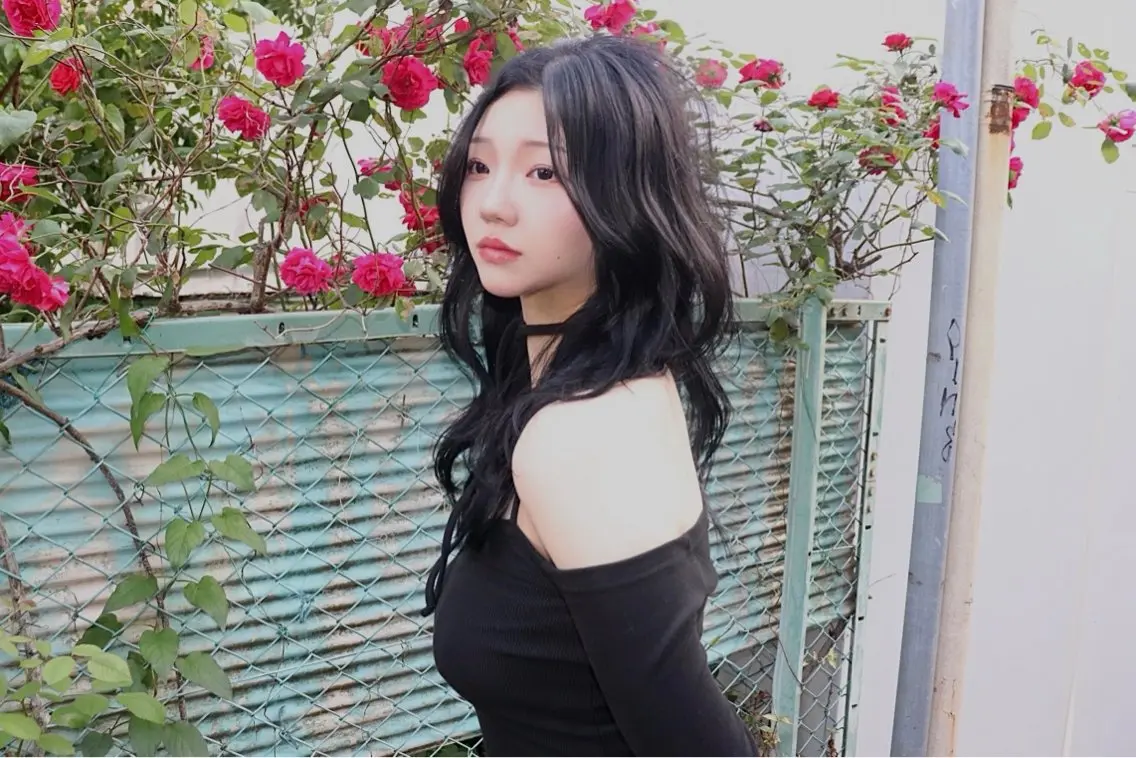 ロング SHIN レイヤーカットのヘアスタイル