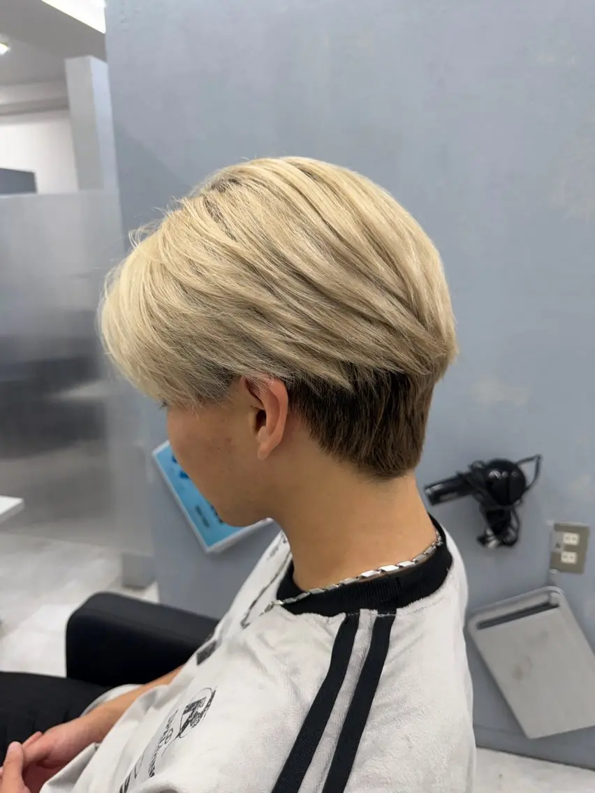 【men'sがかっこよくなるブリーチカラー作ります😎】ブリーチダブルカラーの写真