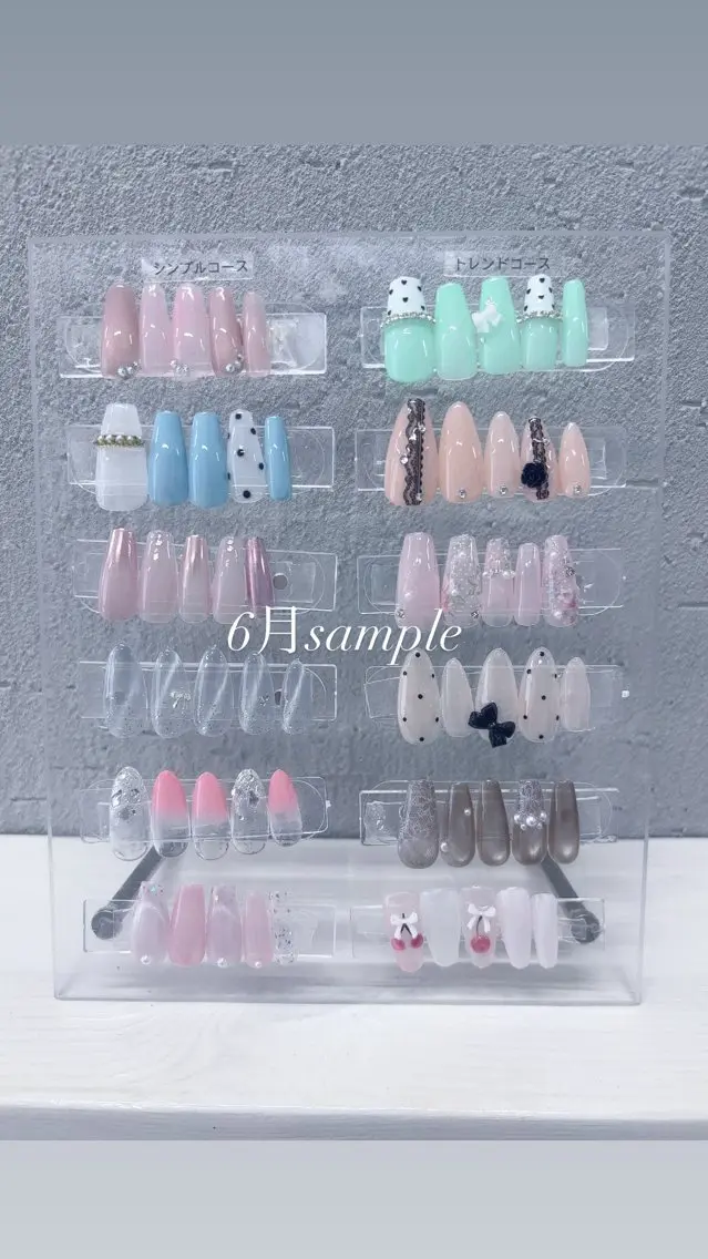 ネイル キラキラネイル 韓国ネイル 春ネイル ワンホンネイル ハンドネイル Lance nailのネイルデザイン