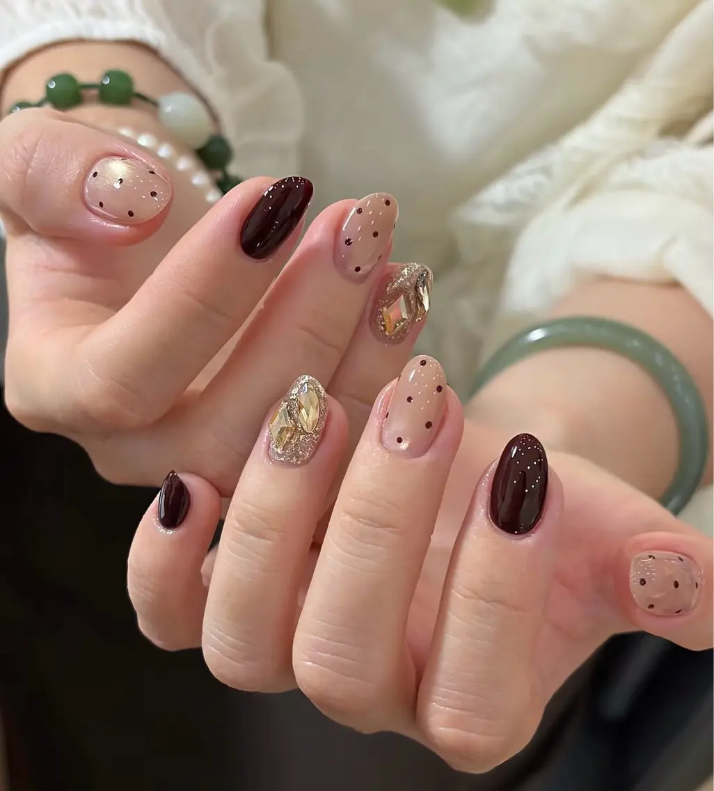 ネイル Hello Nailのネイルデザイン