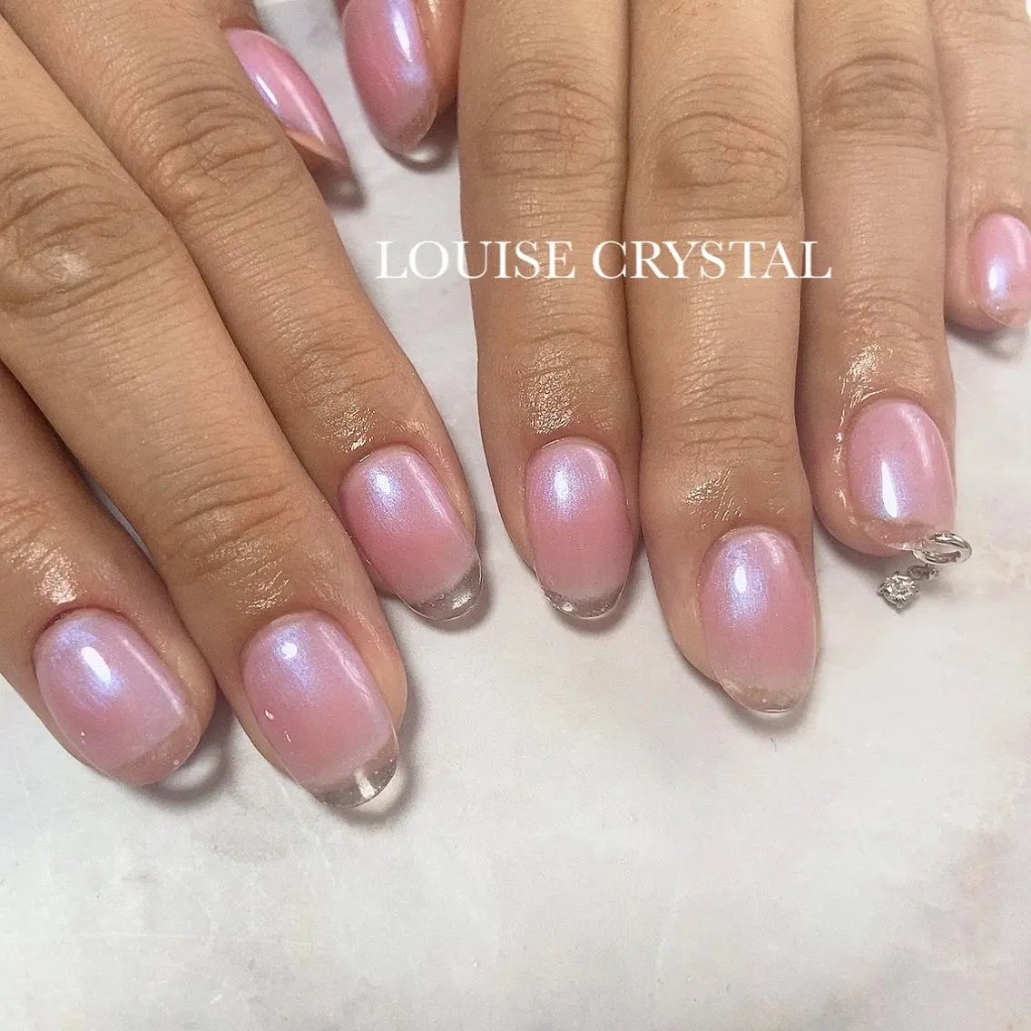 ネイル クリアネイル フレンチネイル ハンドネイル LOUISE CRYSTALのネイルデザイン