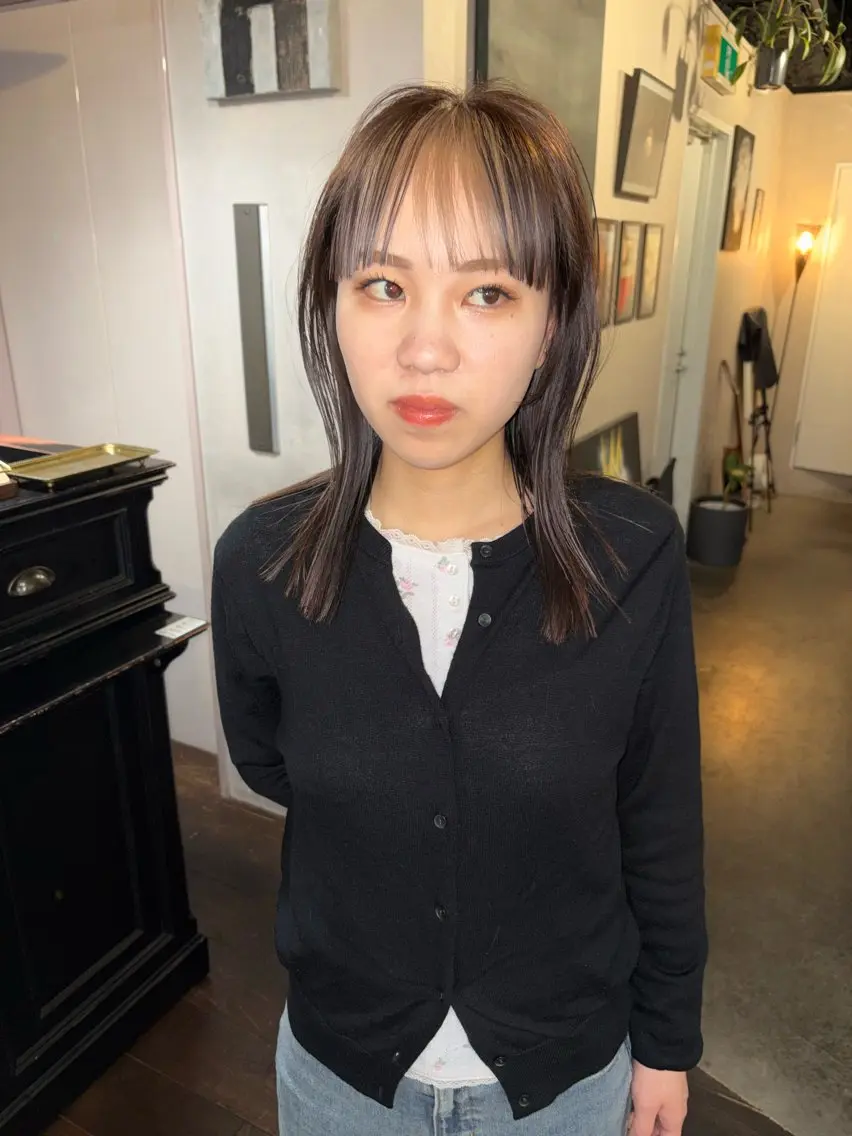セミロング カラー ブリーチ カット ヘアカラー 心斎橋/デザインカラ ー/海外風/ナツミのヘアスタイル