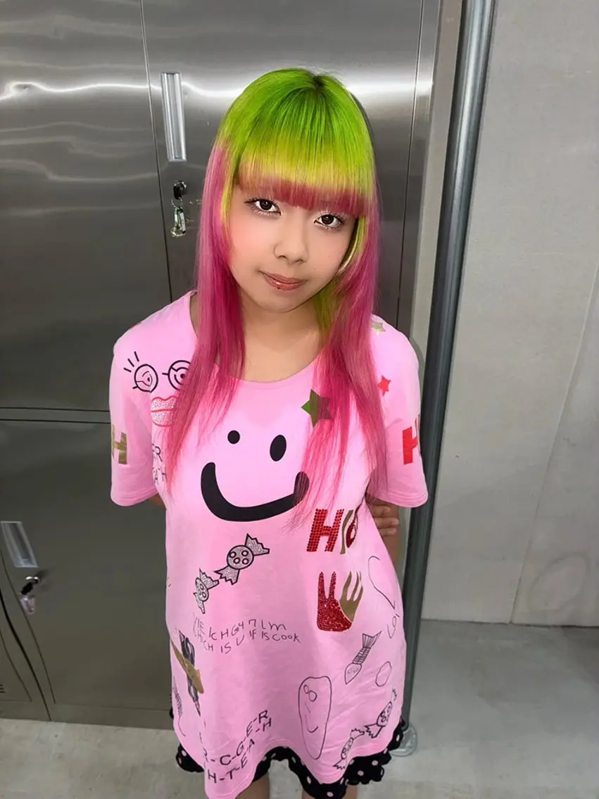 カラー め るのヘアスタイル