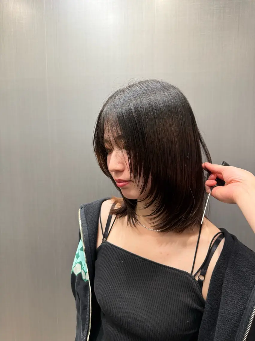 ミディアム レイヤーカット 秋山 輝星のヘアスタイル