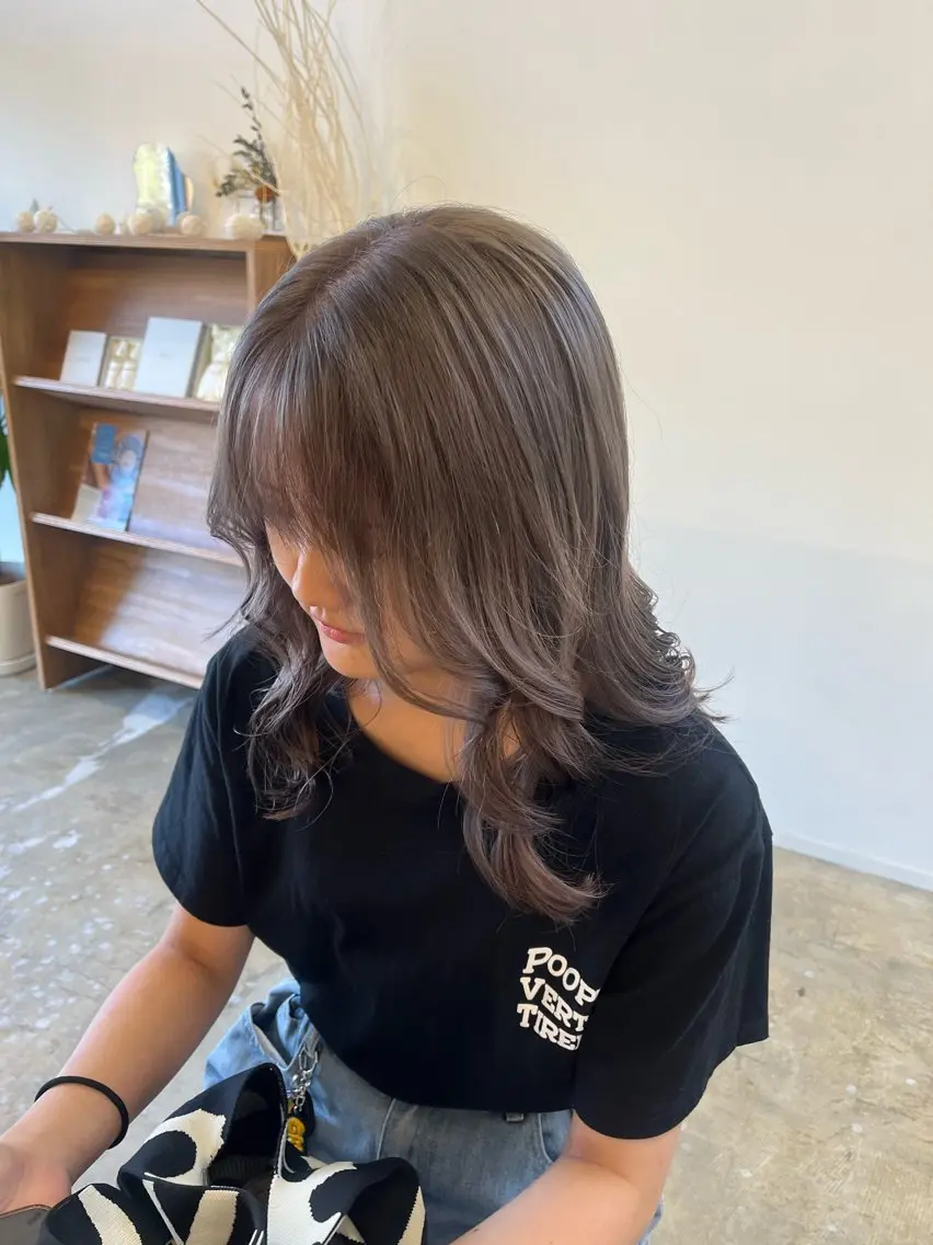 セミロング カラー ブリーチカラー特化 梅田中崎町/あかりのヘアスタイル