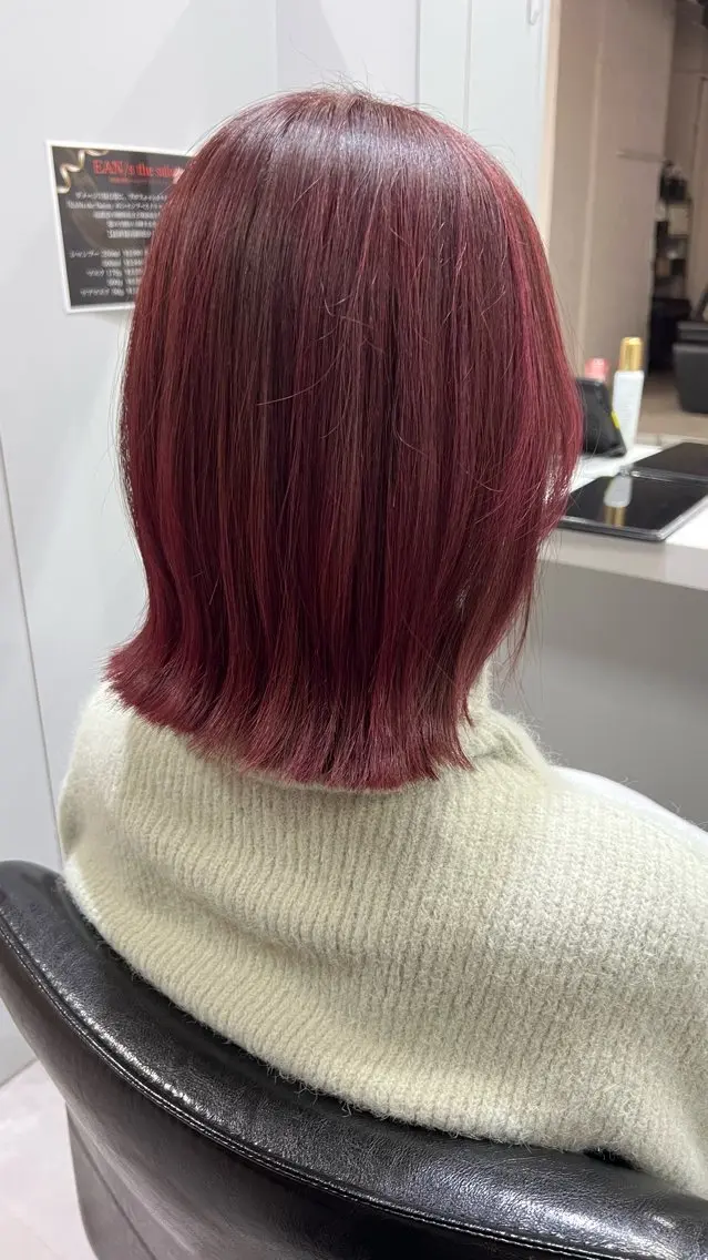 ミディアム カラー ブリーチ レッドカラー カット ヘアカラー 🎀tokute ナオ🧸のヘアスタイル