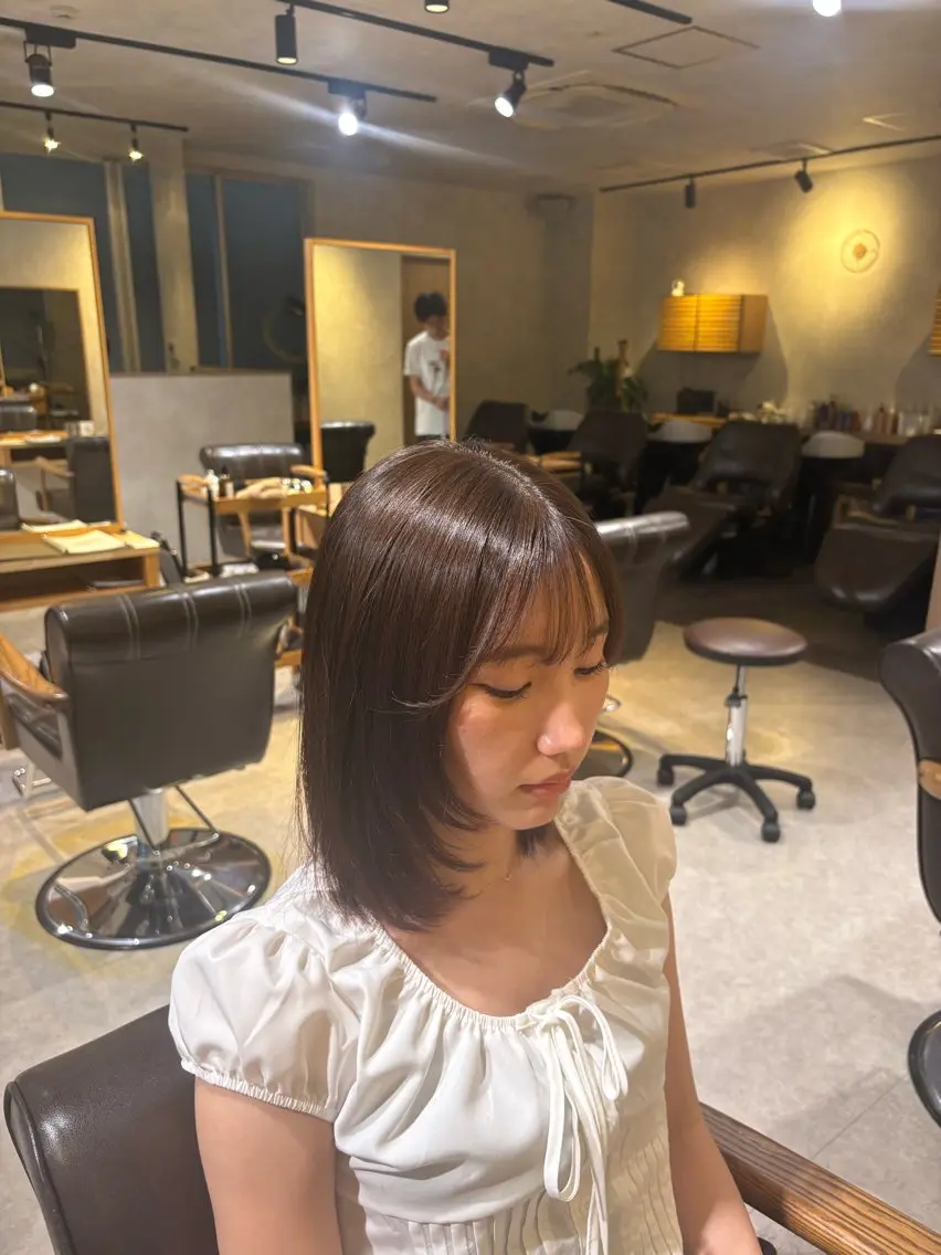 ミディアム ミディアムレイヤー レイヤーカット 上原 佑介のヘアスタイル
