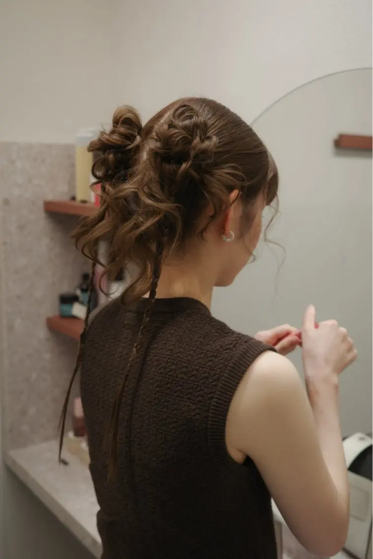 ロング カラー ヘアアレンジ hiide sisiのヘアスタイル