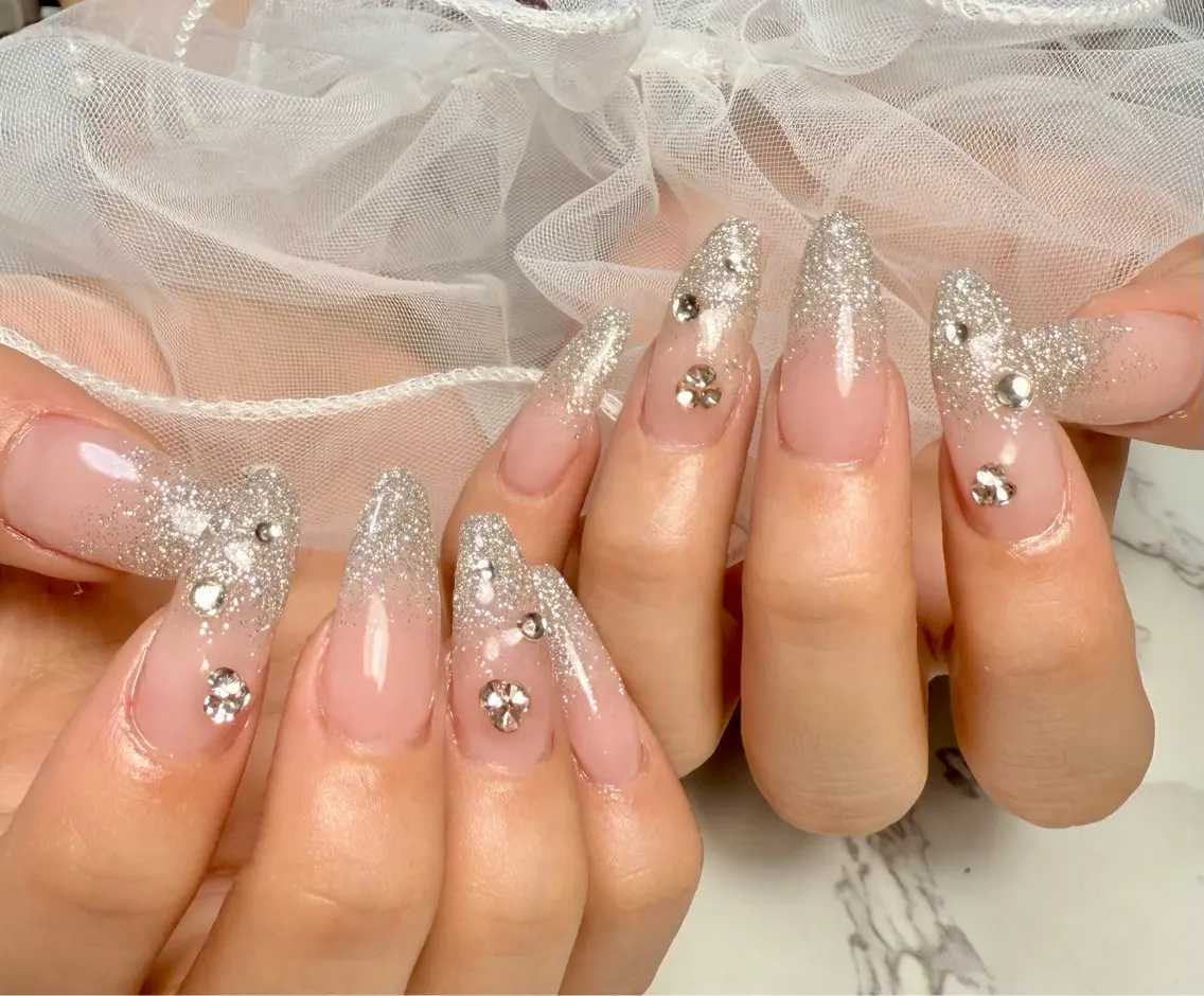 ネイル アートネイル チークネイル フラッシュネイル フラッシュマグ フレンチネイル Mai’s nailのネイルデザイン