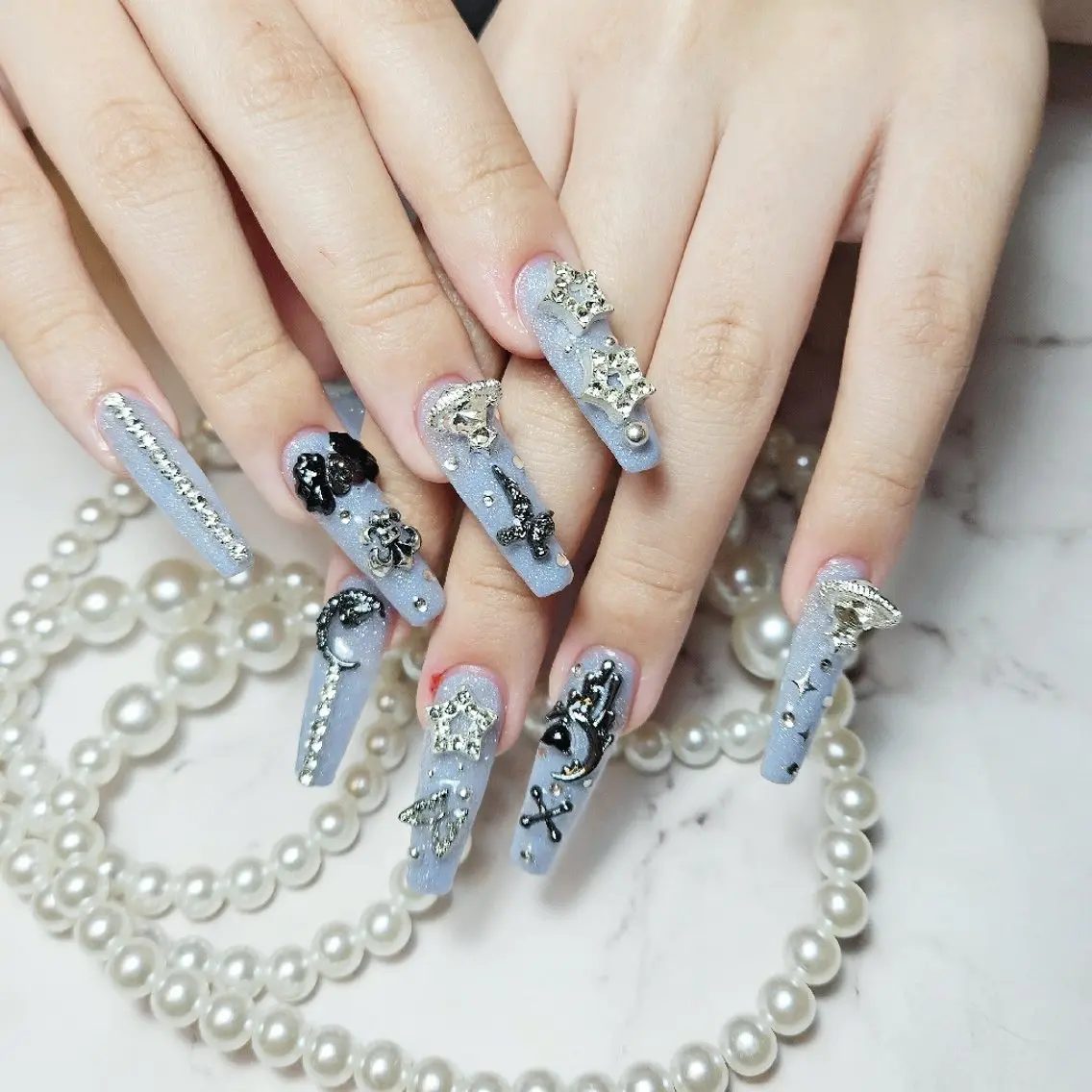 ネイル 🍭Yun nail hyejin🌸のネイルデザイン