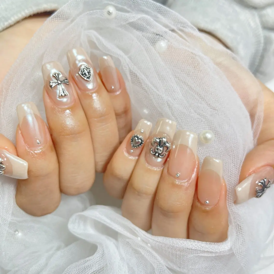 ネイル ハンドネイル 🎀ネイルサロン エクラYUI🎀のネイルデザイン