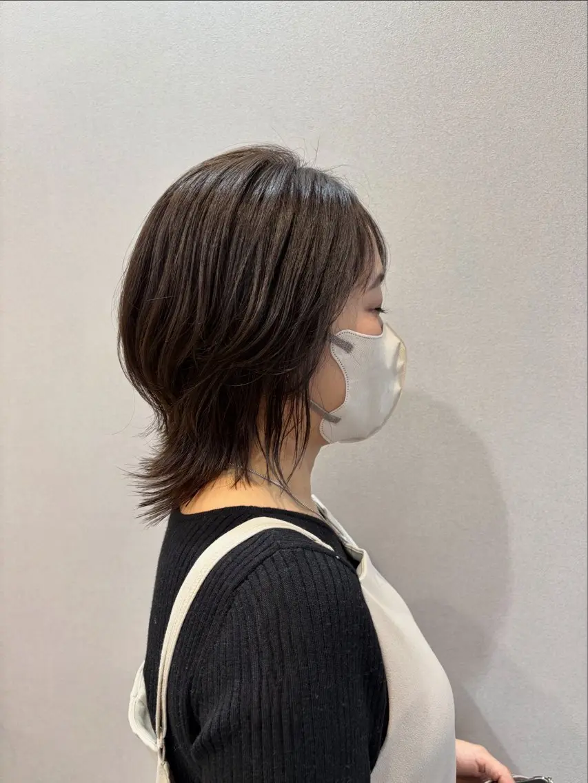 ミディアム 赤池 日菜子のヘアスタイル