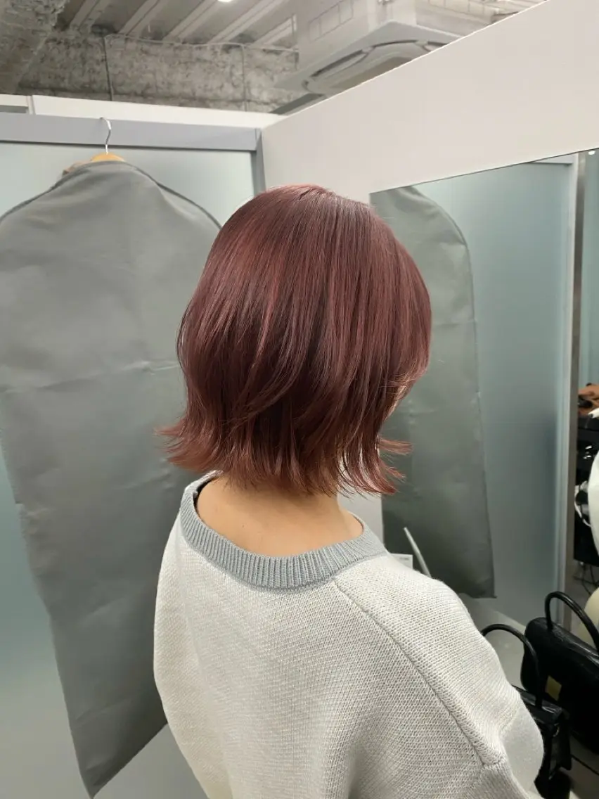 ショート カラー ボブレイヤー ブラウンカラー ピンクカラー ピンクブラウン ボブ 江坂トレンド韓国風 髪質改善shinoのヘアスタイル