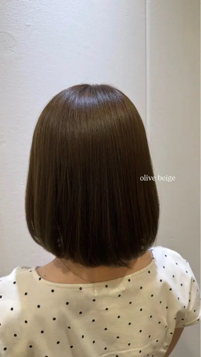 ミディアム ヘアカラー トリートメント miu/レイヤー /寒色カラーのヘアスタイル