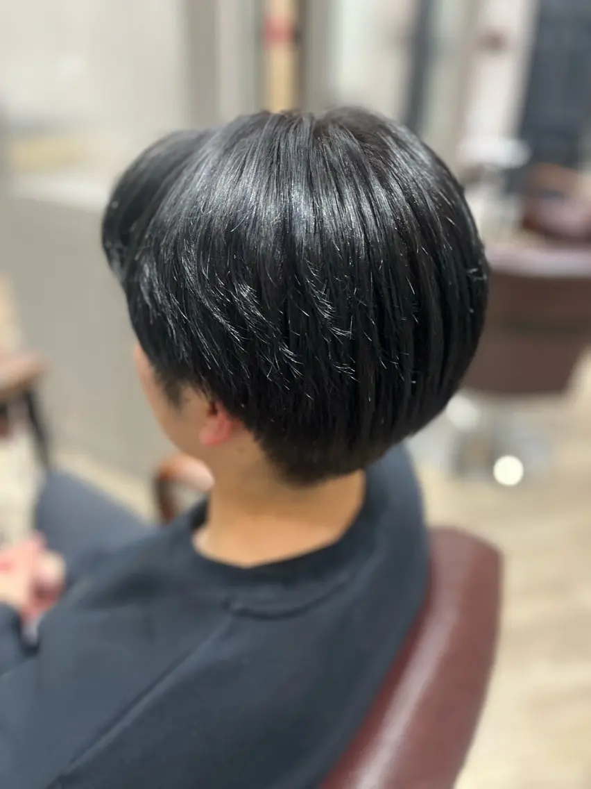 ショート カラー アッシュ アッシュグレー アッシュグレージュ グレージュ 🫧ぷる艶カラー🫧 Yuubi🦩のヘアスタイル