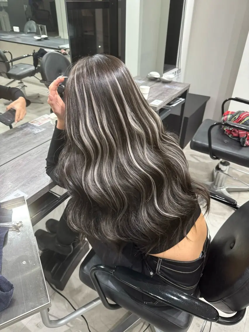 ロング カラー ハイライトカラー エクステ ハイライト 黒木 大武のヘアスタイル