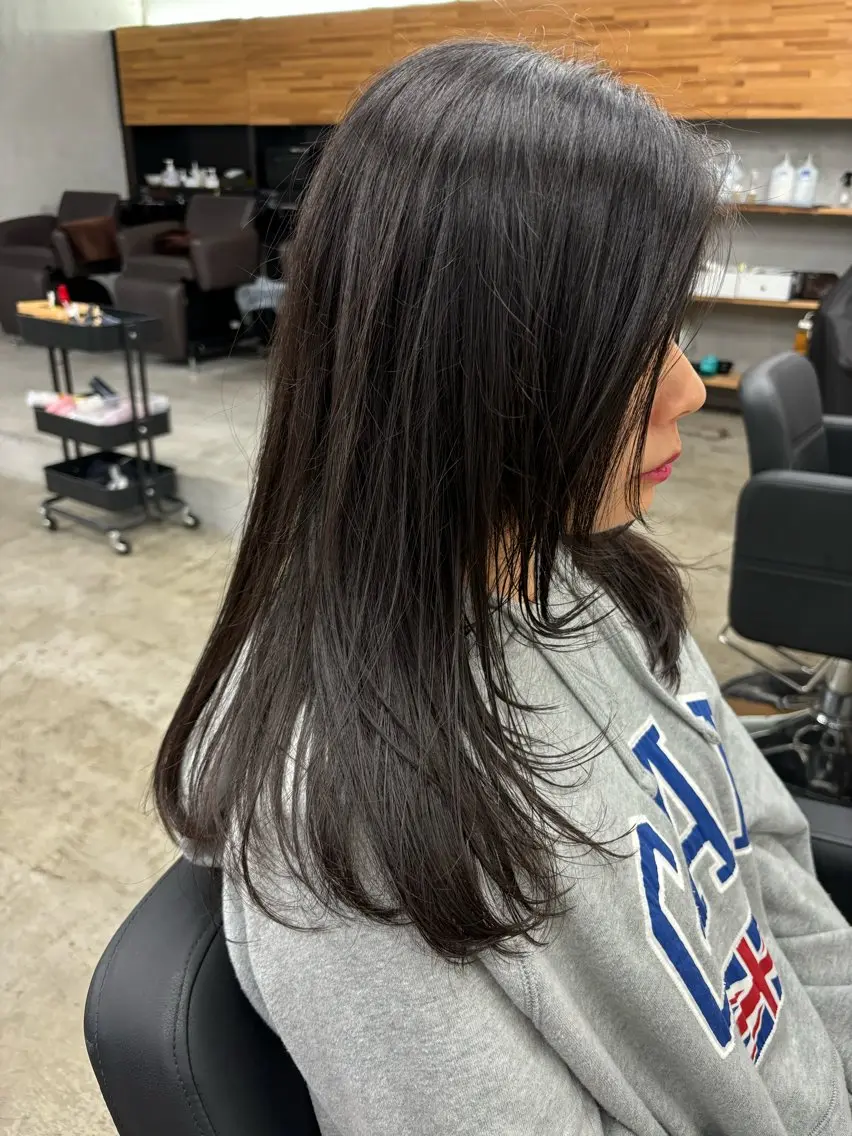 ミディアム . Manatoのヘアスタイル